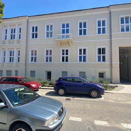 Apartament Mini Max Kielce Bagian luar foto