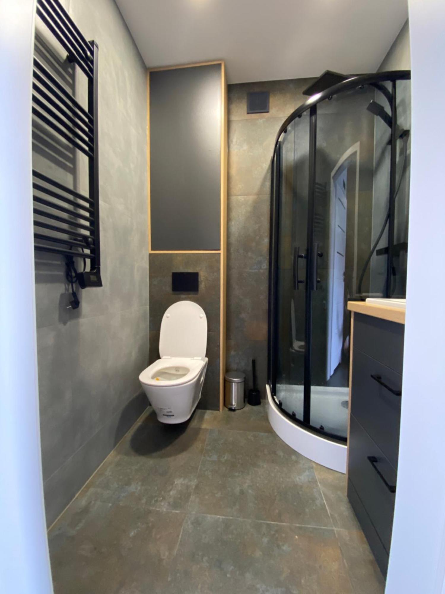 Apartament Mini Max Kielce Bagian luar foto