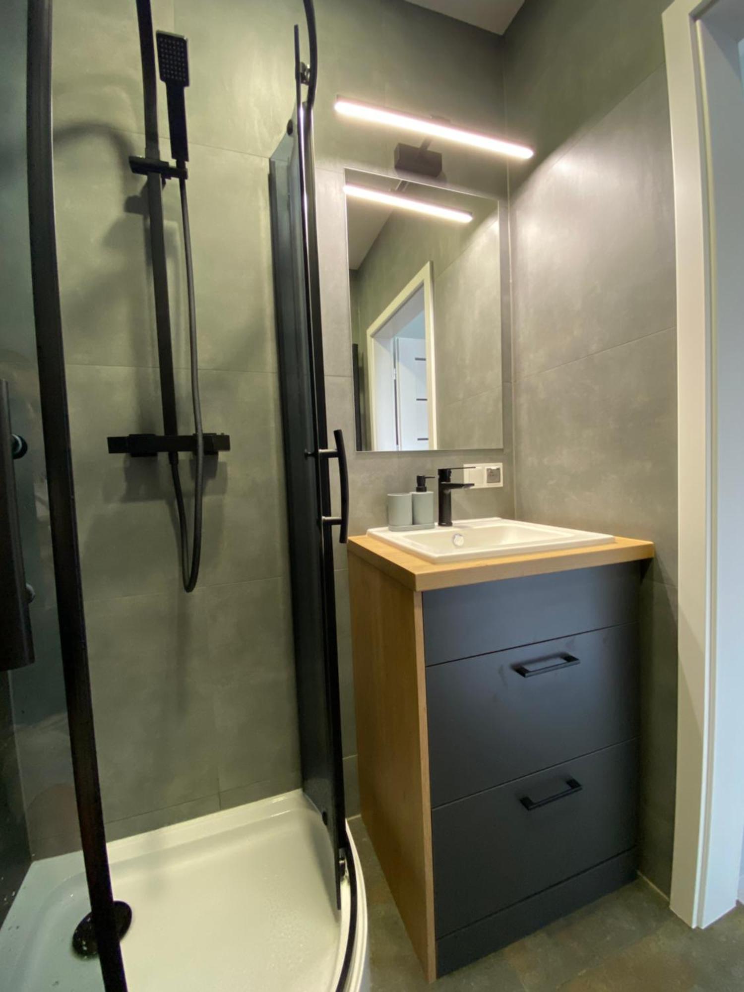 Apartament Mini Max Kielce Bagian luar foto