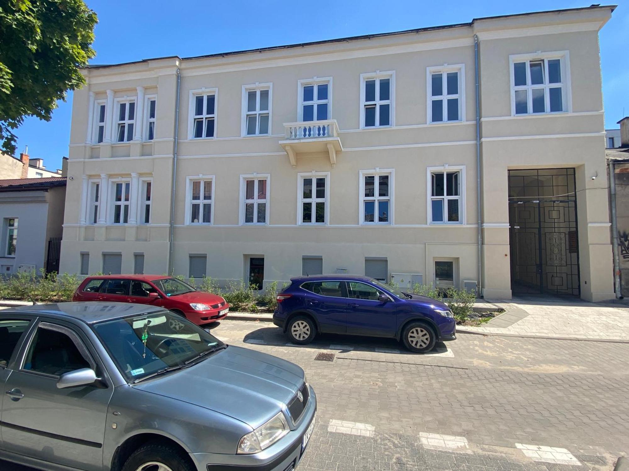Apartament Mini Max Kielce Bagian luar foto